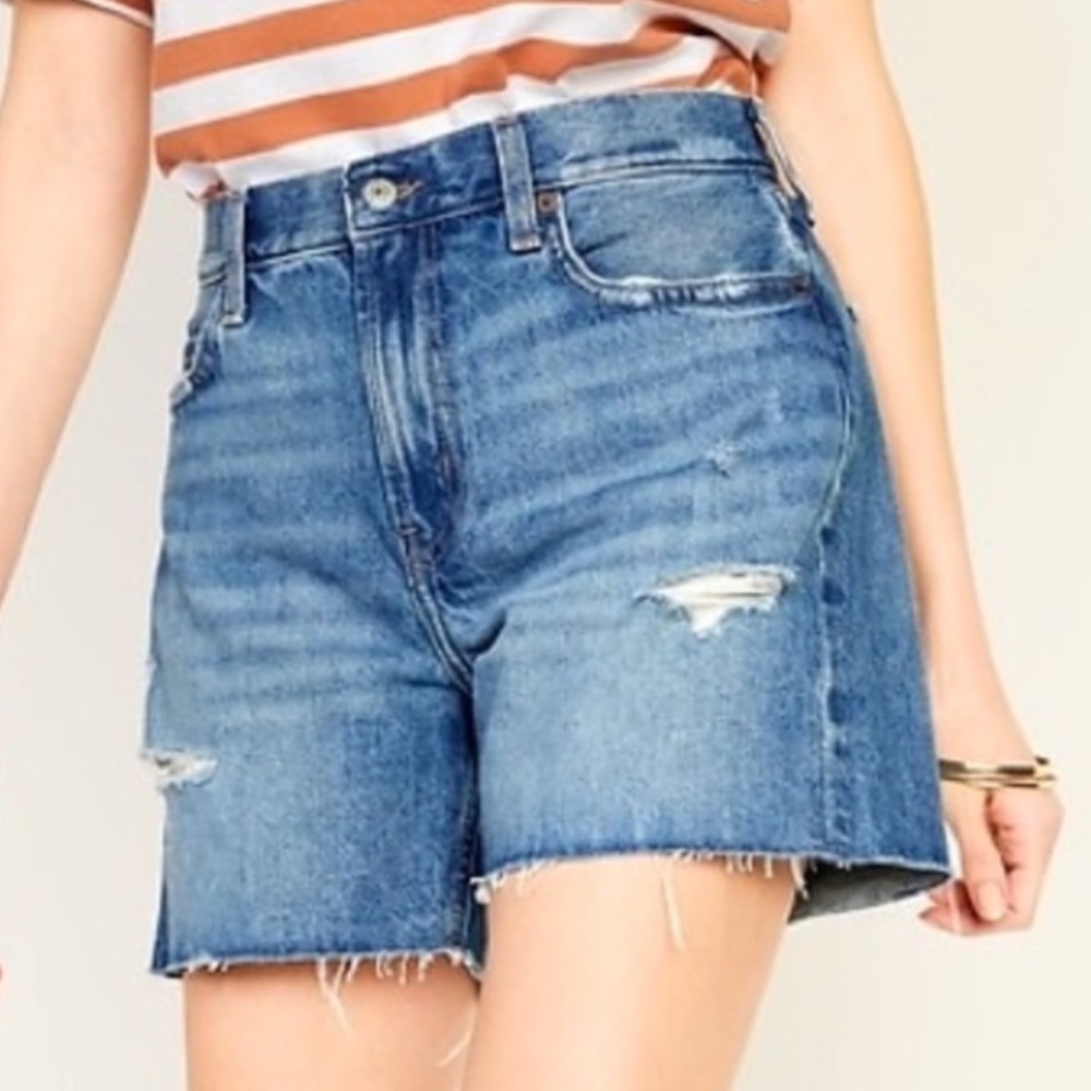 50%offw❤️ NWTOld Navy High-waisted Slouchy Straight Jean Shorts raw hem 4